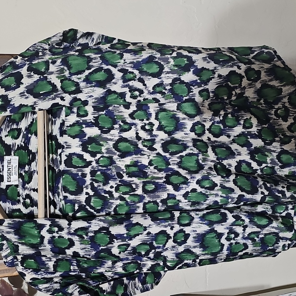 ESSENTIEL ANTWERP LEOPARD PRINT TOP - Picture 6 of 13